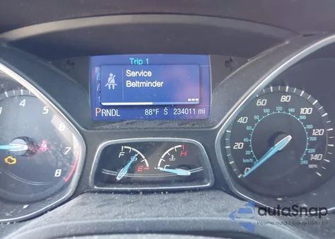 2013 Ford Focus Se z USA, uszkodzony, nr VIN 1FADP3F24DL254005